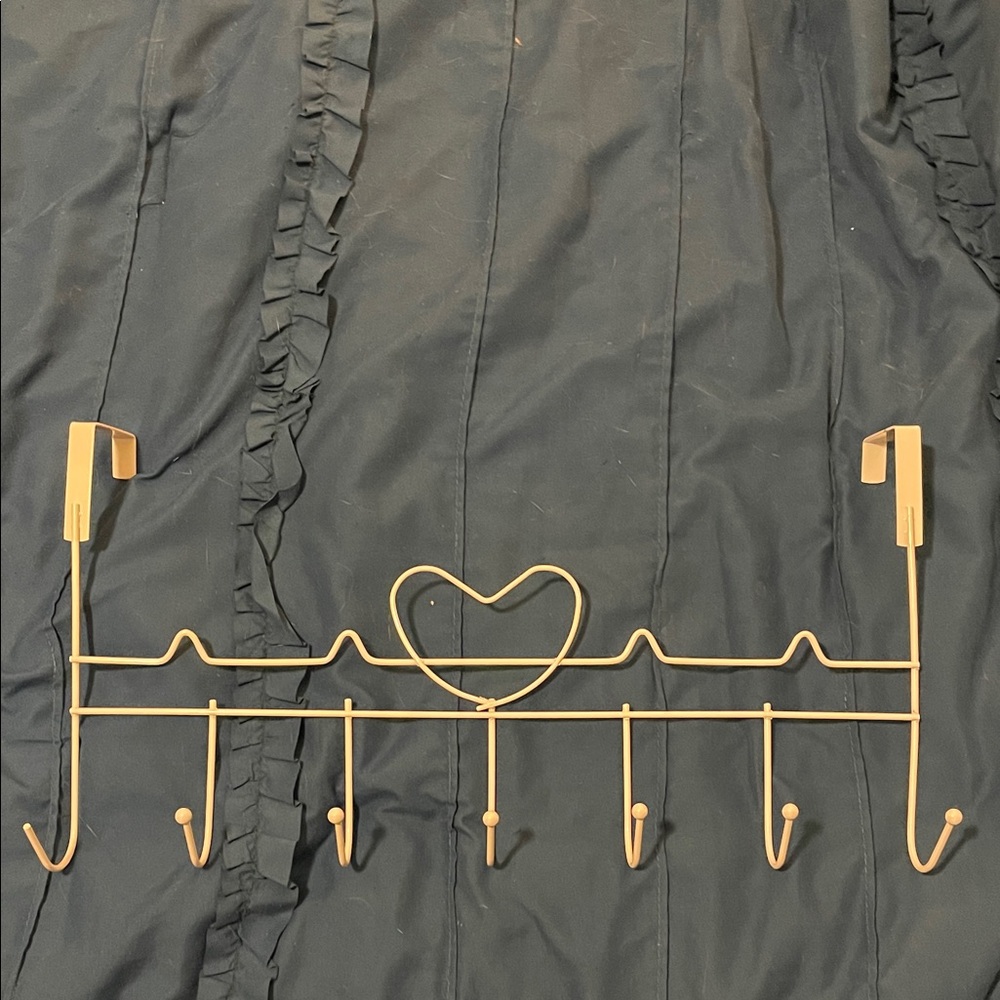 Heart Design Over-the-Door Hook Rack
